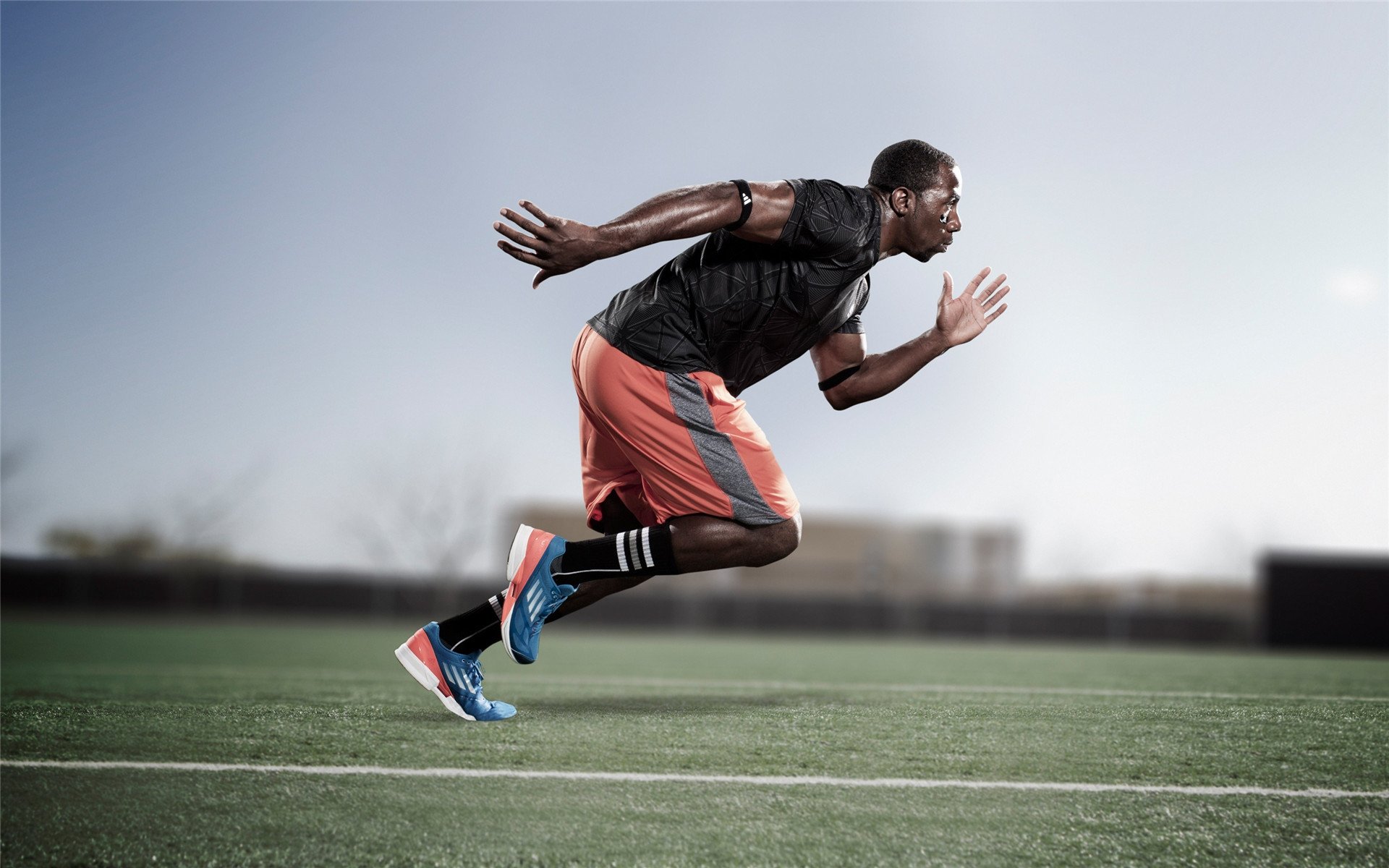 《《和平精英》全国争霸，决战正酣》，和平精英官方比赛直播