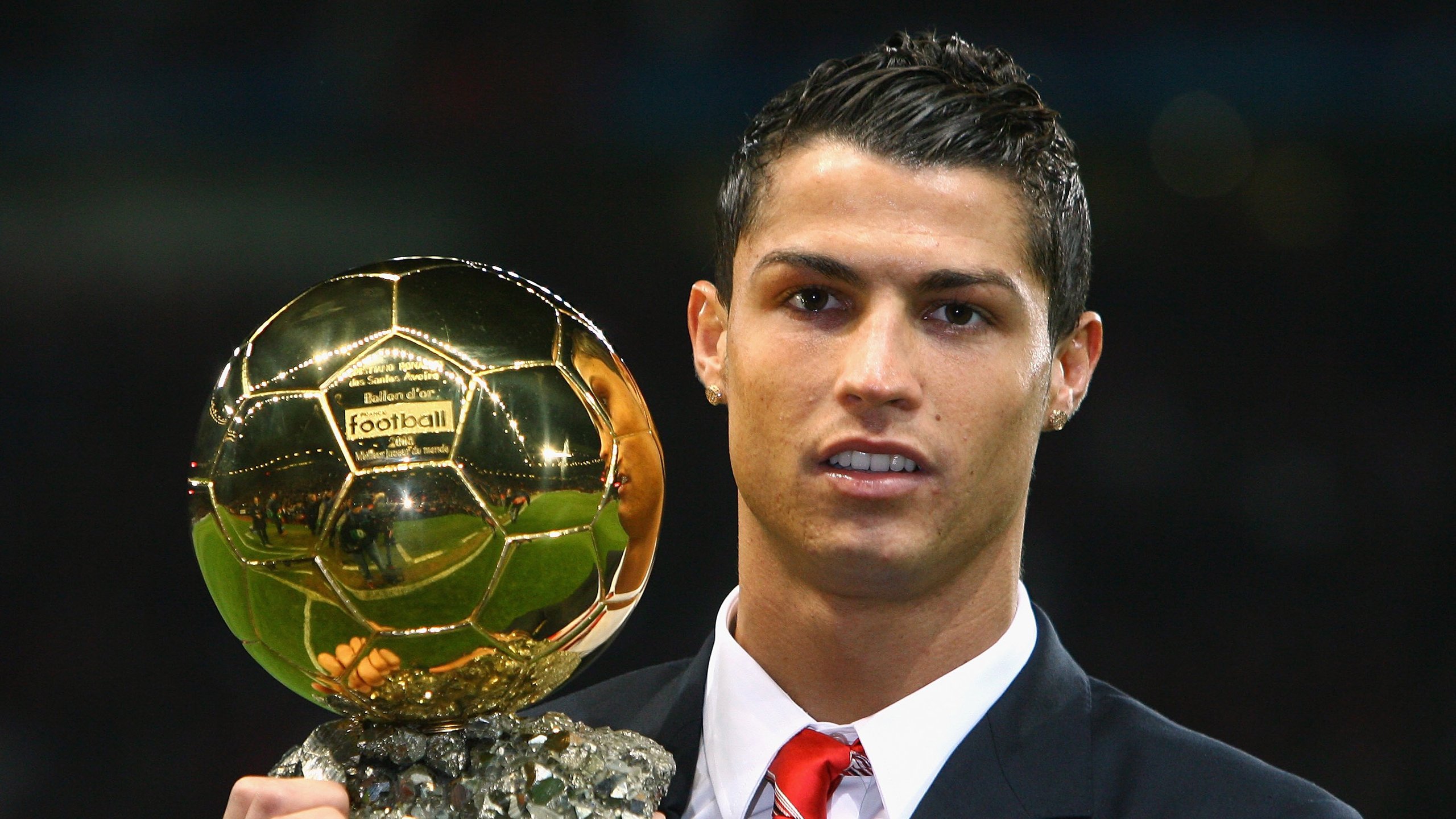 开云ios下载-史上最绚丽“冠军夜”:拼搏的荣耀时刻,冠军hqmg